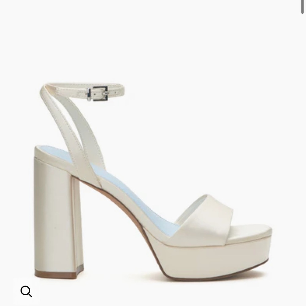 Vince Camuto Pendry Platform Sandal in Milk